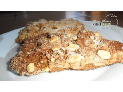 "Farta-brutos" - bolo de amendoim