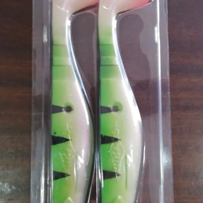 Amostra&#x20;Mikado&#x20;Fishunter&#x20;Goliat&#x20;18cm