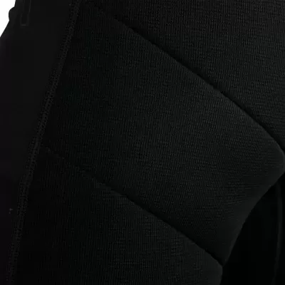 Tecido preto grosso acolchoado com costuras visíveis