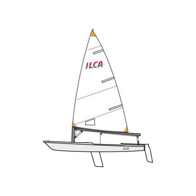 Barco à vela branco com vela branca e detalhes amarelos, texto ILCA em vermelho, cinzento e azul.