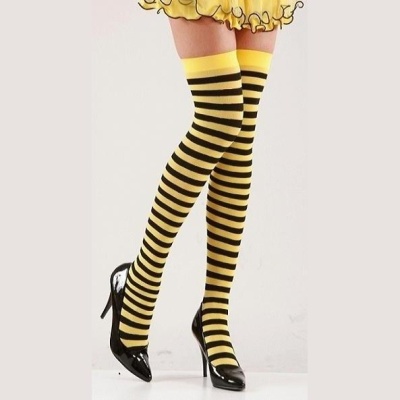 Meias altas para abelhinha com riscas amarelas e pretas