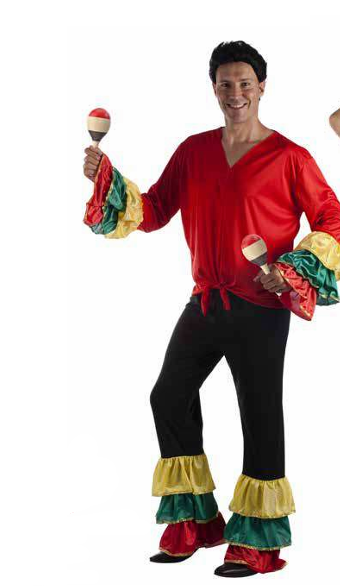 Homem com traje colorido e maracás em fundo branco