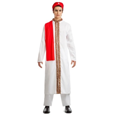 Roupa tradicional masculina branca com detalhes dourados e acessórios vermelhos