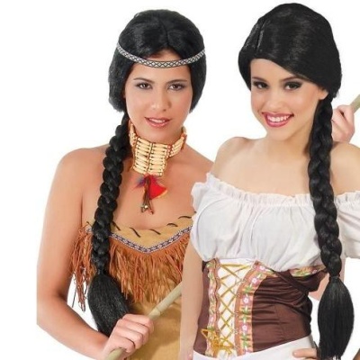 Peruca preta com trança