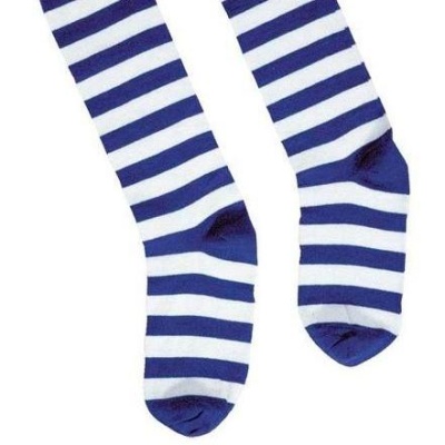 Meias curtas listradas em branco e azul