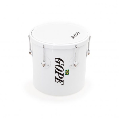 Tambor musical branco GOPE com cordas para afinação e bandeira do Brasil