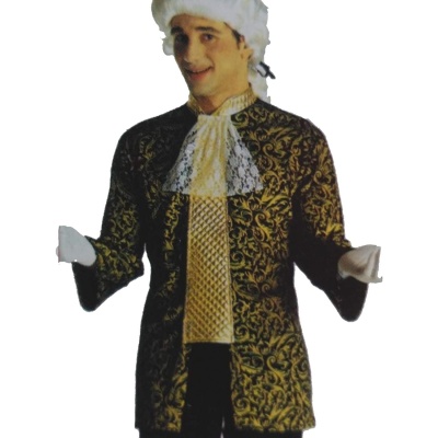 Homem com fato de época dourado e preto com jabô branco e luvas brancas