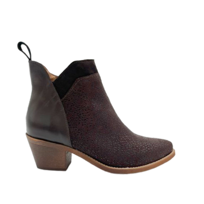 DONA V :: Botas 50 Cast
