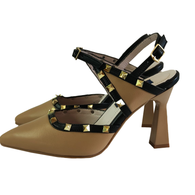 Sapatos de salto com tachas :: Daniela Shoes