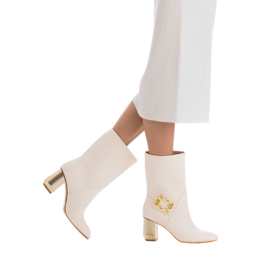 Liu Jo :: Botins brancos com pormenor dourado Liu Jo :: Botins brancos com pormenor dourado