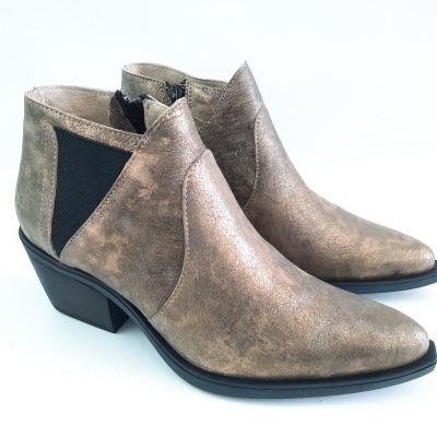 Botins cobre :: Casta