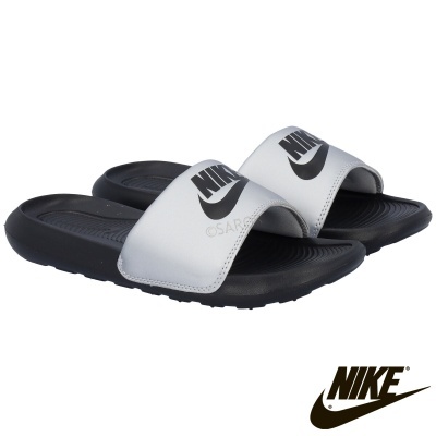 Chinelo Nike Victori One Cn9677 Prata