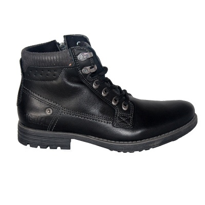 Bota masculina preta de couro com sola preta e cadarços pretos