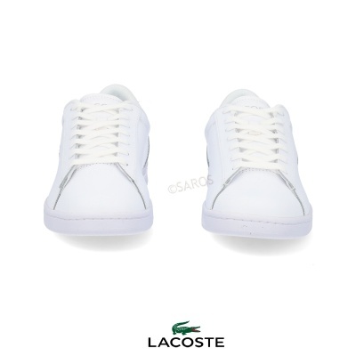 Sapatilhas brancas Lacoste vistas de frente