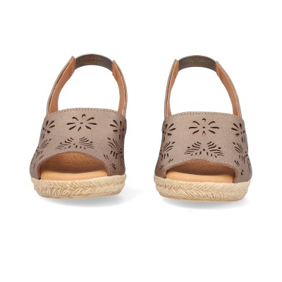 Sandálias castanhas com padrão floral recortado e sola de cortiça