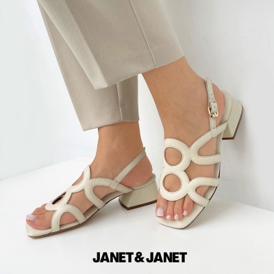 Sandalia Janet & Janet J-200 Bege