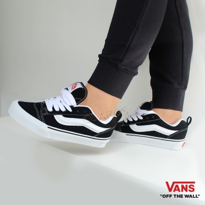 Sapatilha Vans Knu Skool Preto