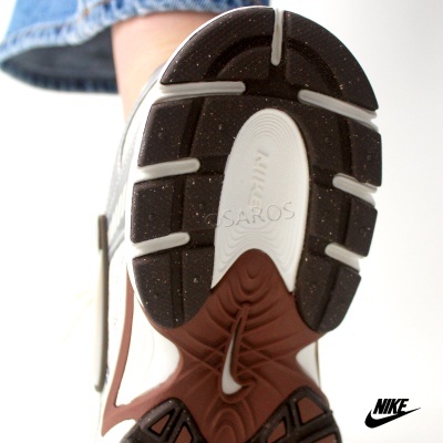 Sapatilha Nike V5 Rnr Hq7901 Multi-bege