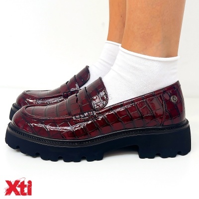 Sapato Xti Loafer 144425 Bordo