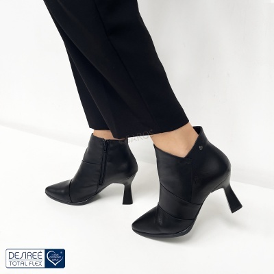 Botim Desiree Pele Saga6 Preto