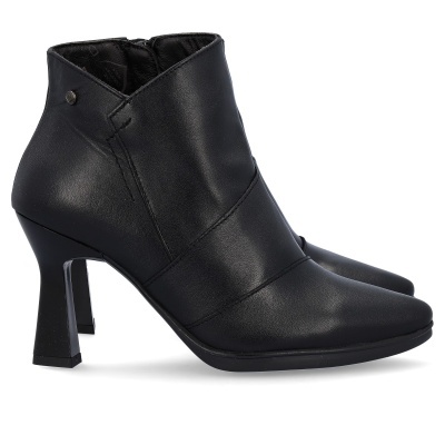 Botim Desiree Pele Saga6 Preto