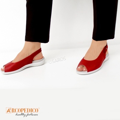 Sandálias vermelhas femininas ARCOPEDICO com sola branca