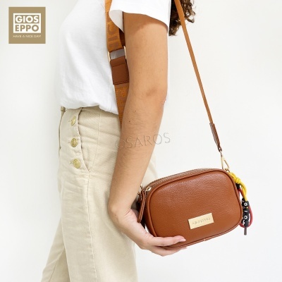Bolsa Gioseppo 67515 em Camel