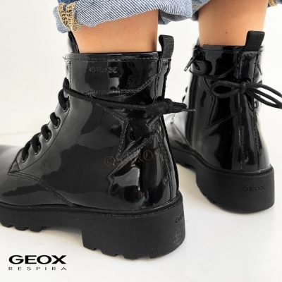 Botim Geox Casey J9420g Preto