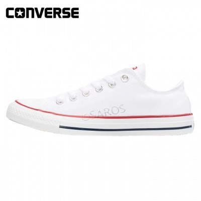 Tênis de lona branco Converse com sola branca e detalhes em vermelho e azul