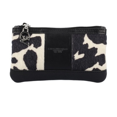 Carteira pequena com padrão preto e branco e gravação Cavalinho Club.