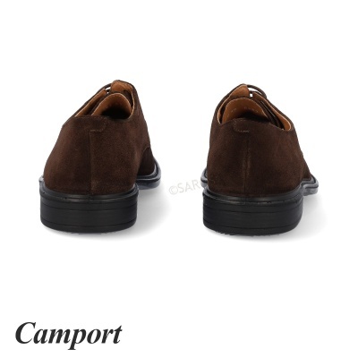 Sapatos castanhos escuros de camurça vista traseira com sola preta