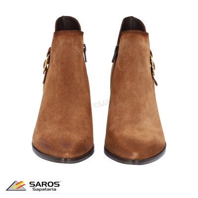 Botim Saros 2145 em Camel