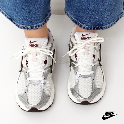 Sapatilha Nike V5 Rnr Hq7901 Multi-bege