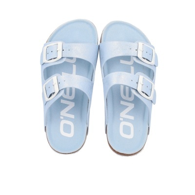Sandálias azuis claras com duas fivelas brancas e texto ONEILL na palmilha