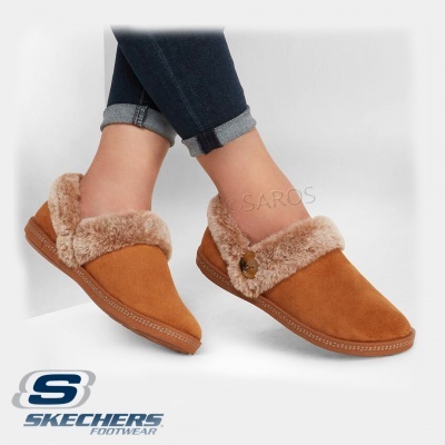 Pantufas Skechers 167219 em camel