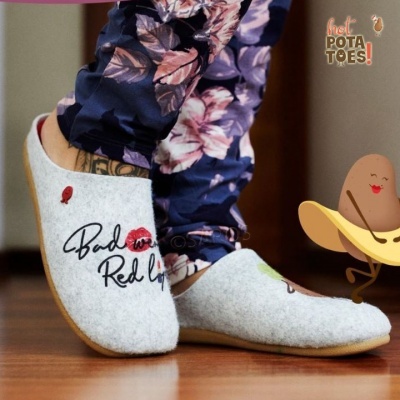 Chinelos Hot Potatoes Bad Wethear Red Lips 64627 Multicolor