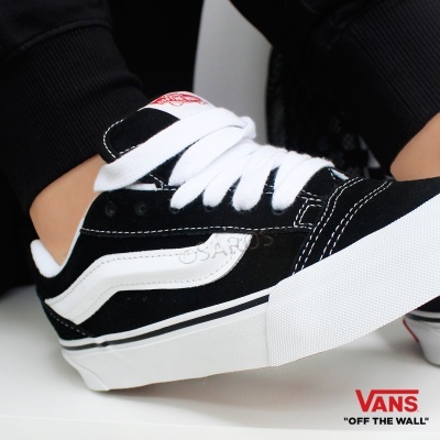 Sapatilha Vans Knu Skool Preto