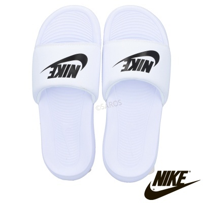 Chinelo Nike CN9675 Branco e Preto