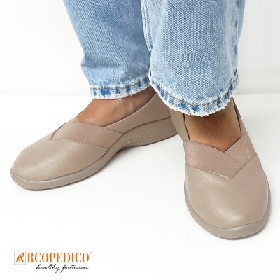 Sapato Arcopedico Acadia 4836 Bege