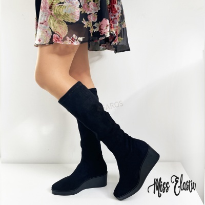 Botas de cano alto Miss Elastic 77651 em Preto