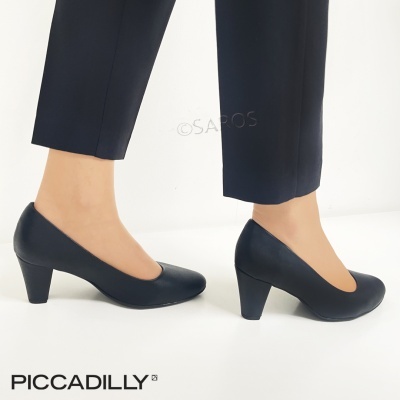 Sapatos de salto médio pretos em pele com bico arredondado