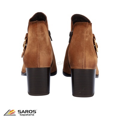 Botim Saros 2145 em Camel