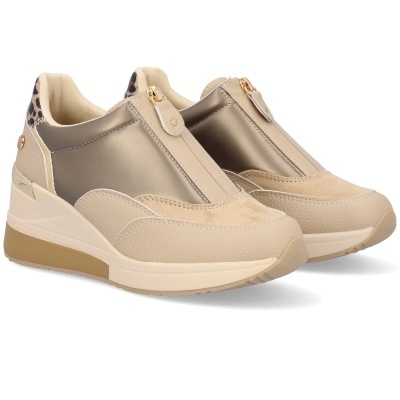 Ténis femininos bege com zíper e detalhe animal print