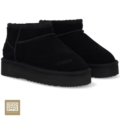 Botins pretos com sola espessa da marca GIOS EPPO
