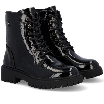 Botas pretas brilhantes tipo coturno com atacadores