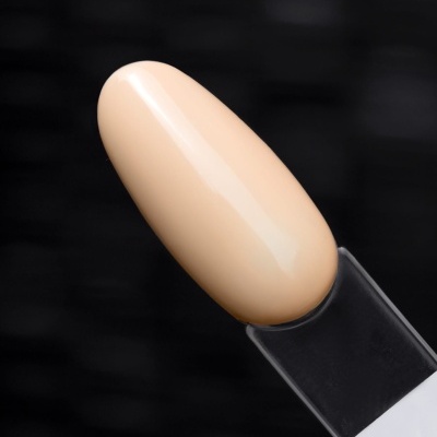Amostra de verniz bege claro com acabamento brilhante