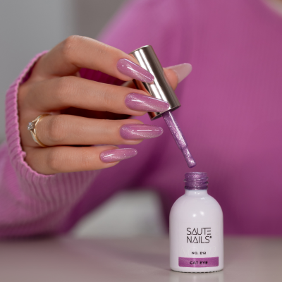 Verniz Gel Cateye Effect E12 (Rosa com Brilho Prateado)