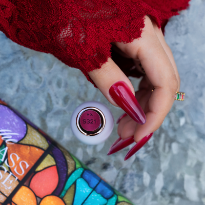 Verniz Gel S321 - Glass Maroon (Bordô Semi-transparente)