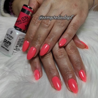 Victoria Vynn Verniz Gel Nº 076 - Candy Bloom - 8 ml