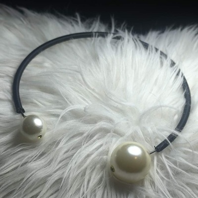 Colar Pérola Grande e Pequena